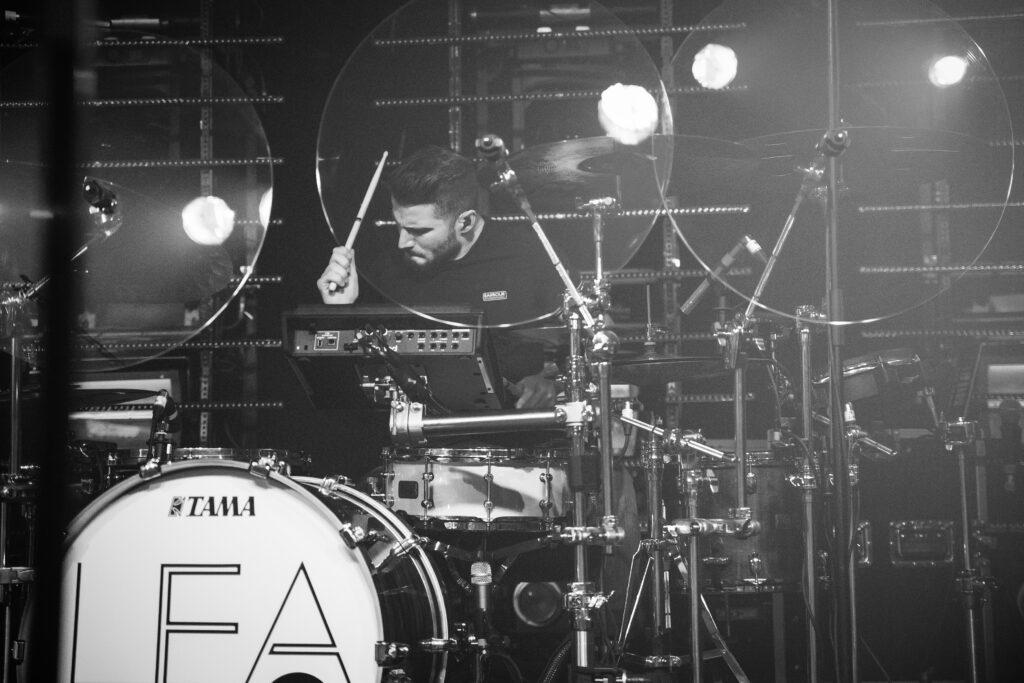 Deutsche Musikerin LEA im Atelier in Luxemburg während ihrer "Zwischen den Teilen" Tour 2019