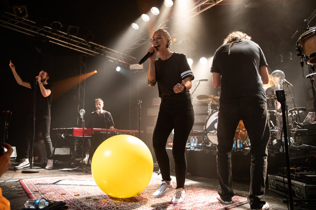Schweizer Musikerin Stefanie Heinzmann während ihrer "All we need is love" Tour 2019 im Atelier in Luxemburg