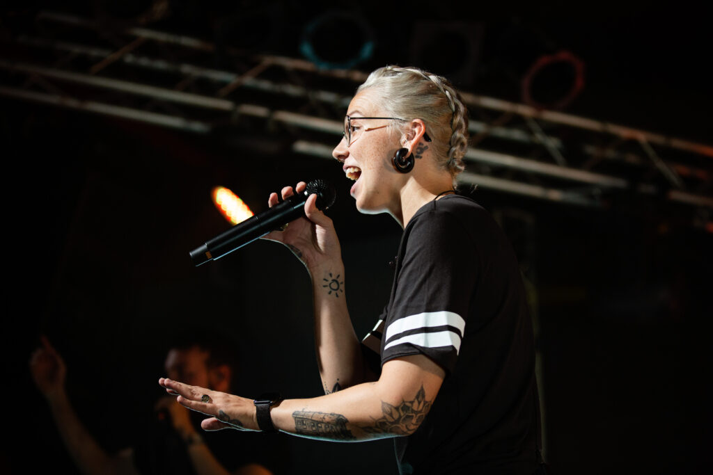 Schweizer Musikerin Stefanie Heinzmann während ihrer "All we need is love" Tour 2019 im Atelier in Luxemburg