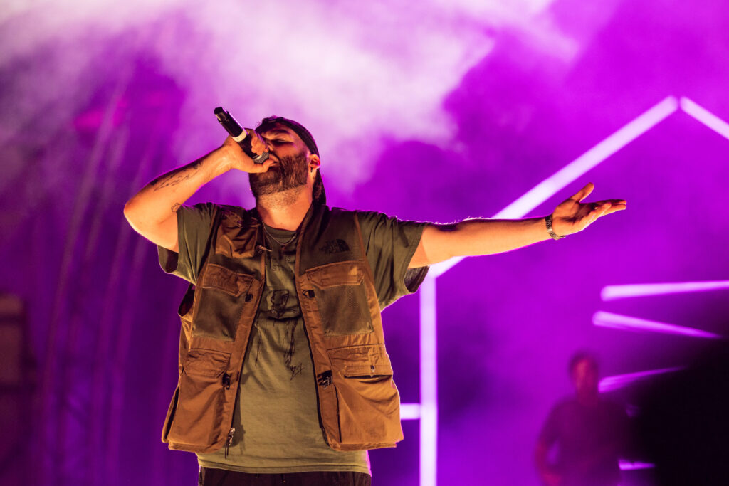 Luxembourgish musician Maale Gars on stage at Echterlive Music Festival