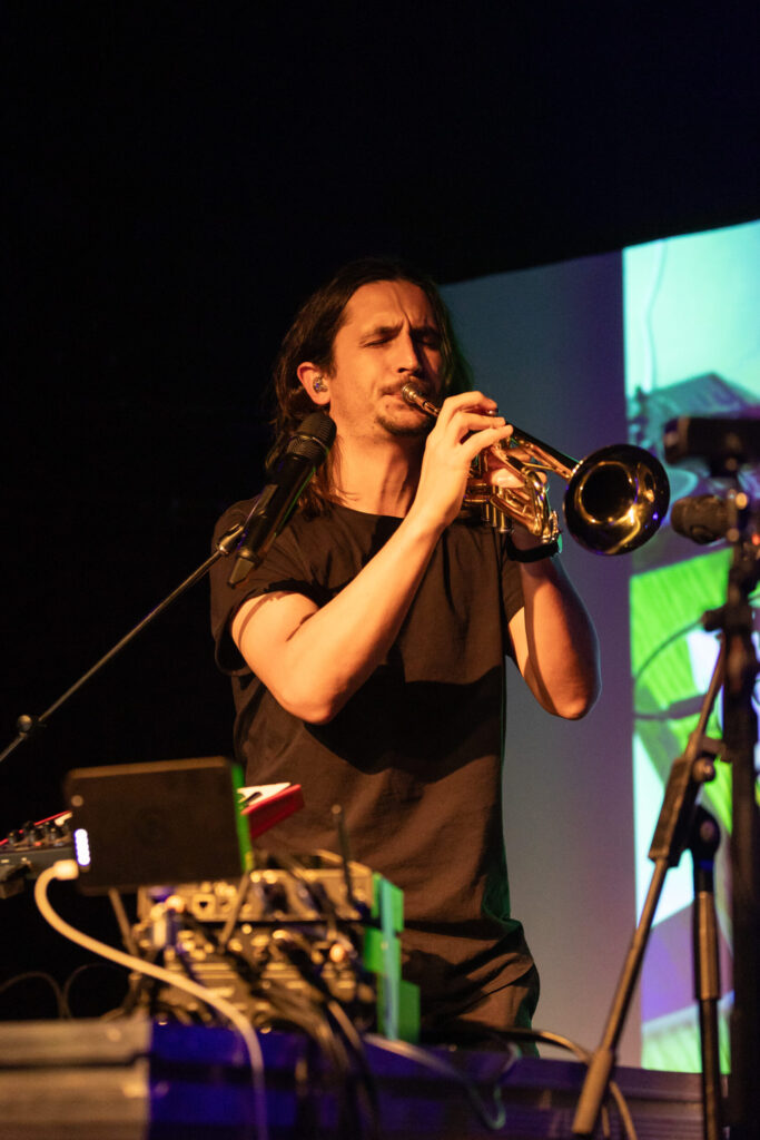 The Kiffness performing "Kookee Kookee" at den Atelier in Luxembourg, September 2024