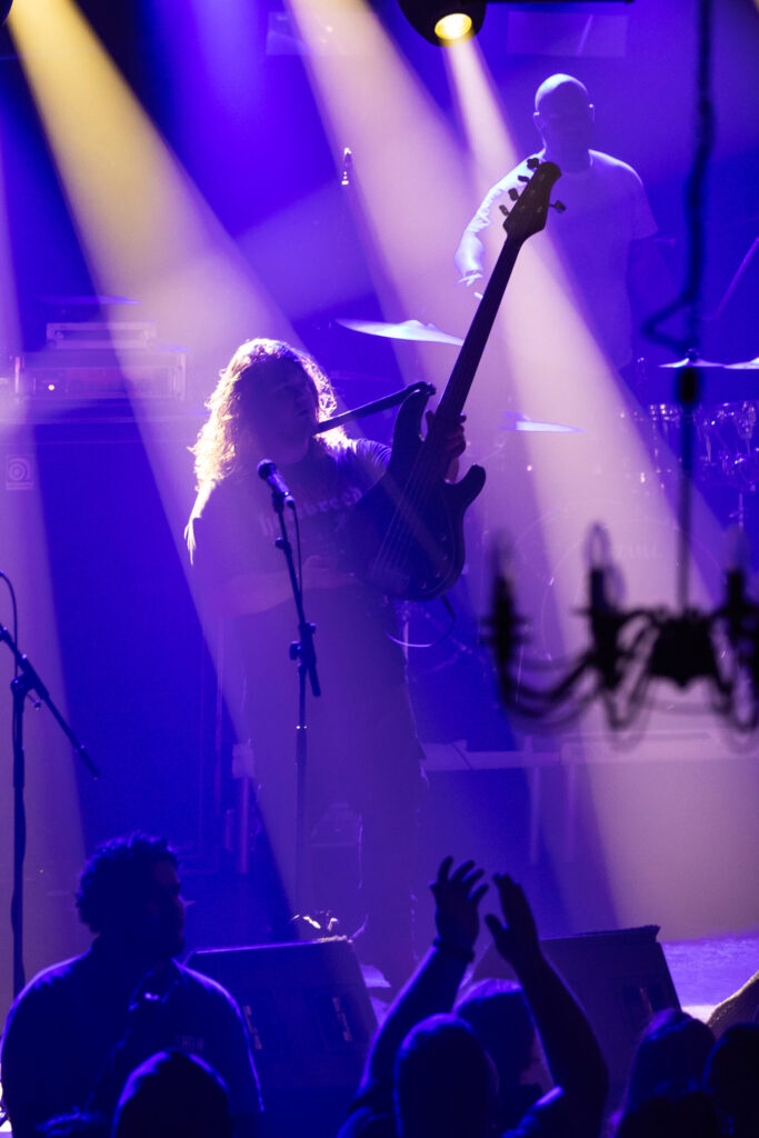 Kyle Shope, bassist for Bodysnatcher, at den Atelier in Luxembourg