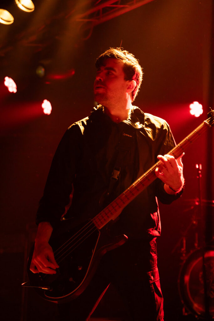 Andrew Rose, bassist for Stick To Your Guns, at den Atelier in Luxembourg