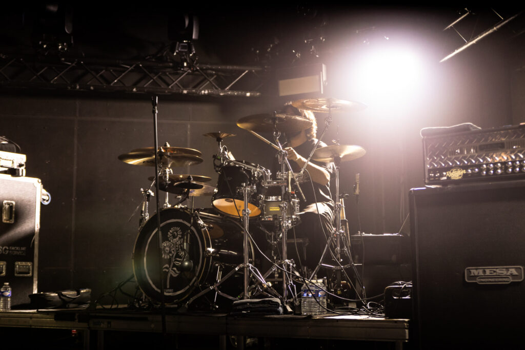 Adam Galindo, drummer for Stick To Your Guns, at den Atelier in Luxembourg