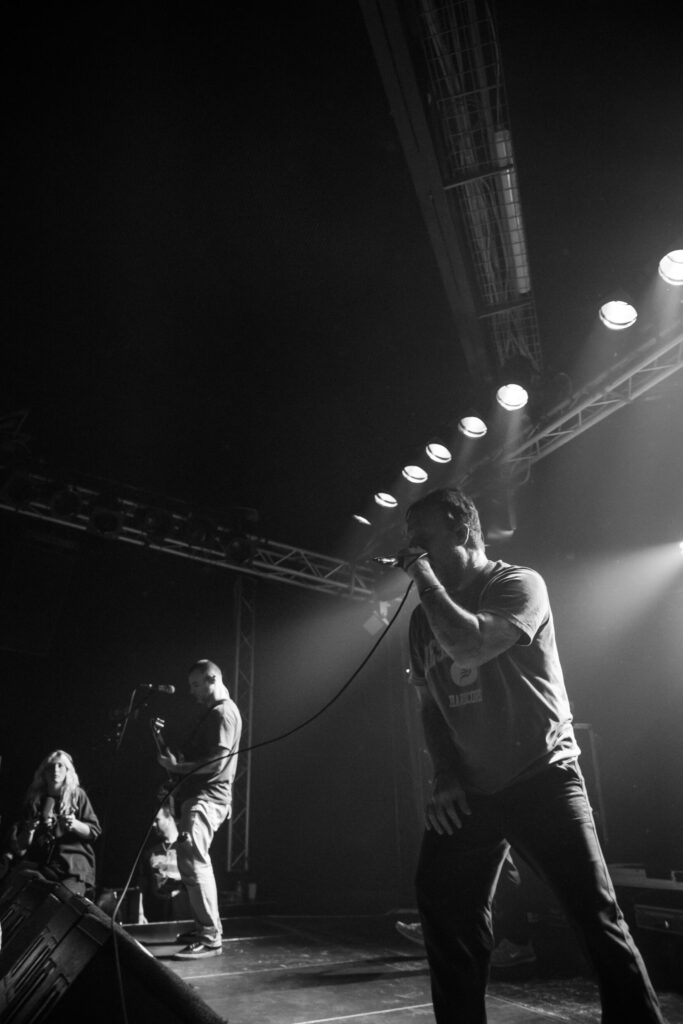 Jesse Barnett, vocalist for Stick To Your Guns, at den Atelier in Luxembourg