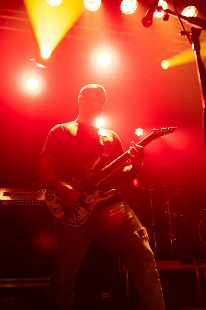 Josh James, guitarist for Stick To Your Guns, at den Atelier in Luxembourg