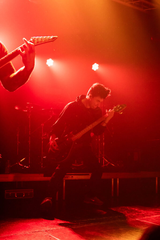 Andrew Rose, bassist for Stick To Your Guns, at den Atelier in Luxembourg