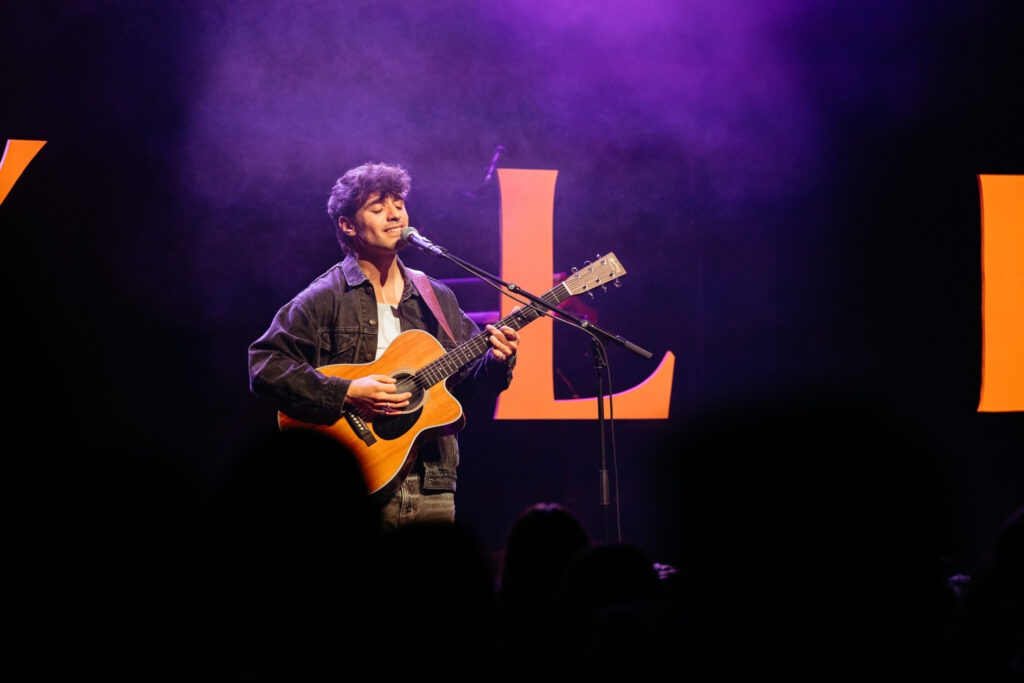 Deutscher Sänger Myle live in Luxemburg, on tour mit Kamrad