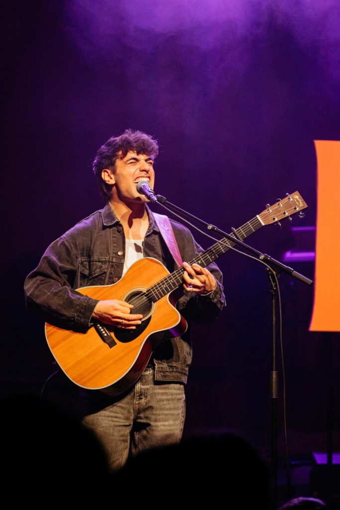 Deutscher Sänger Myle live in Luxemburg, on tour mit Kamrad