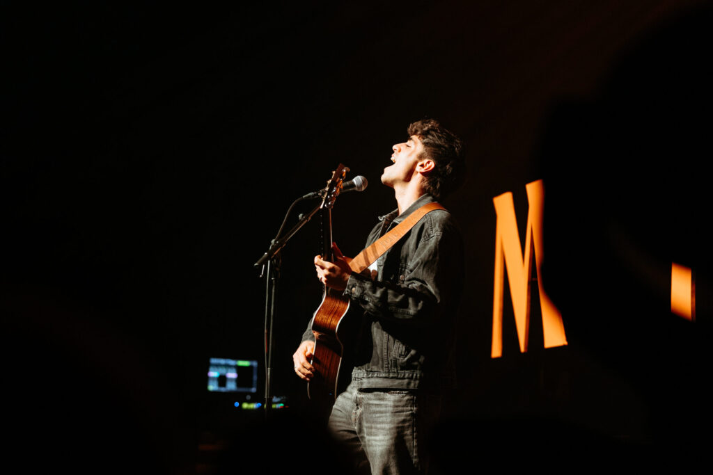 Deutscher Sänger Myle live in Luxemburg, on tour mit Kamrad