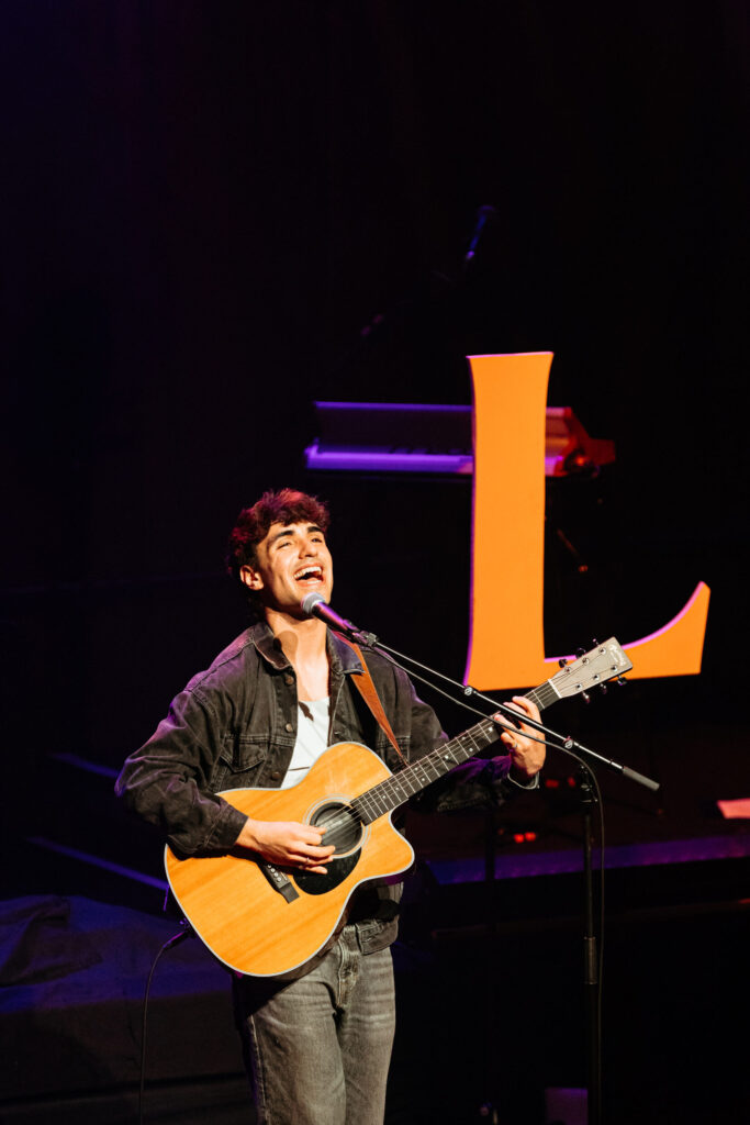 Deutscher Sänger Myle live in Luxemburg, on tour mit Kamrad